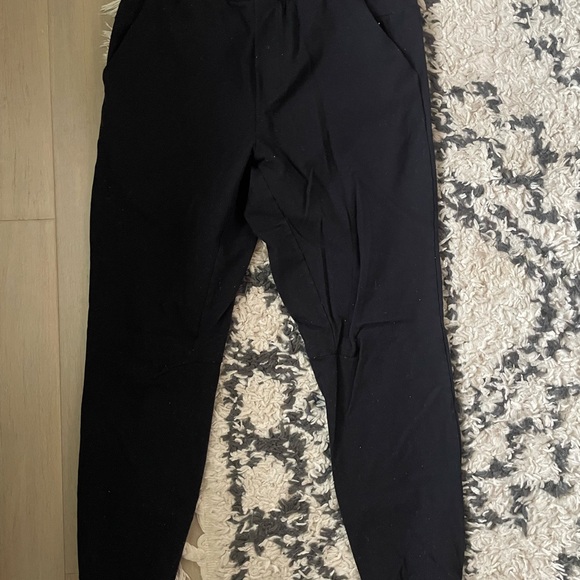 Lululemon Mens Black Joggers Pants Casual Athleisure Medium/Large - Picture 1 of 3
